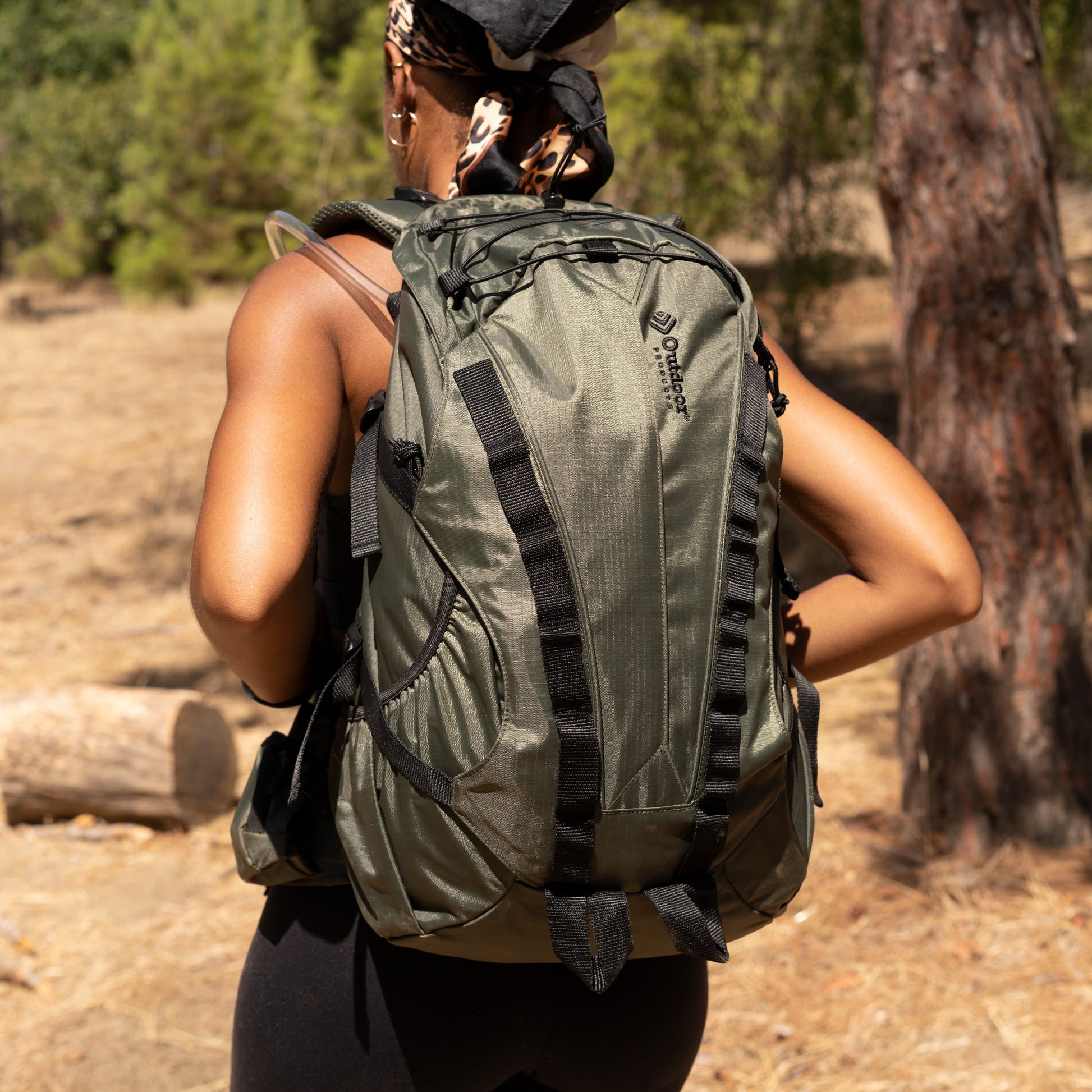 Outdoor Products Big Sur 28 L Hydration Backpack, with 1 3-Liter Reservoir, Internal Frame, Green